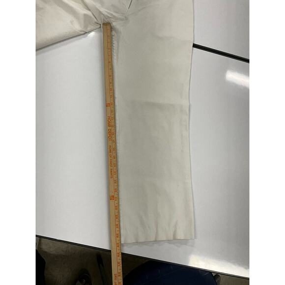 Chico’s Women Stretch White Jeans Straight Leg Flat Hook and Eye Closure Size 3 - Picture 7 of 7